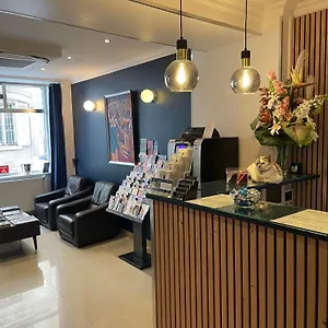 ** Hotel Mary's Republique Franţa